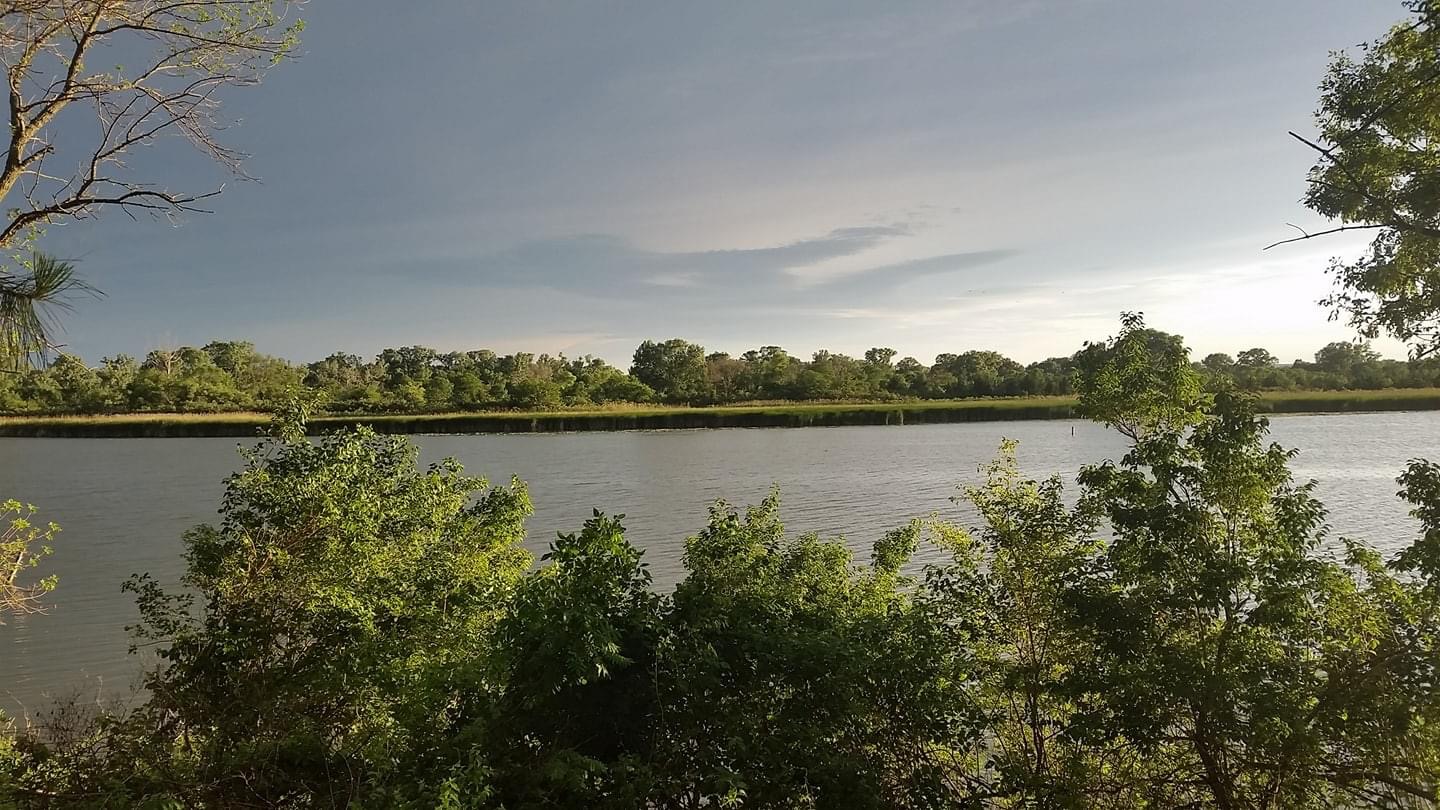 Lakeside RV Park - Salix, Iowa - glamping.directory
