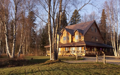 Susitna River Lodging - Talkeetna, Alaska - glamping.directory