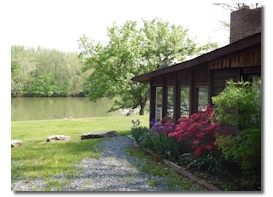 The Country Place Inc. Lodging and Camping on the Shenandoah River... - Luray, Virginia - glamping.directory