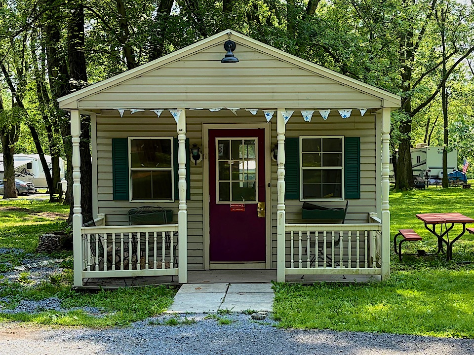 Cozy Corner Campground - Jonestown PA - Jonestown, Pennsylvania - glamping.directory