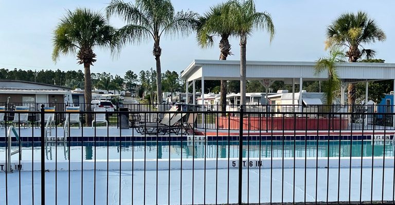 Florida Camp Inn RV Park - Davenport, Florida - glamping.directory