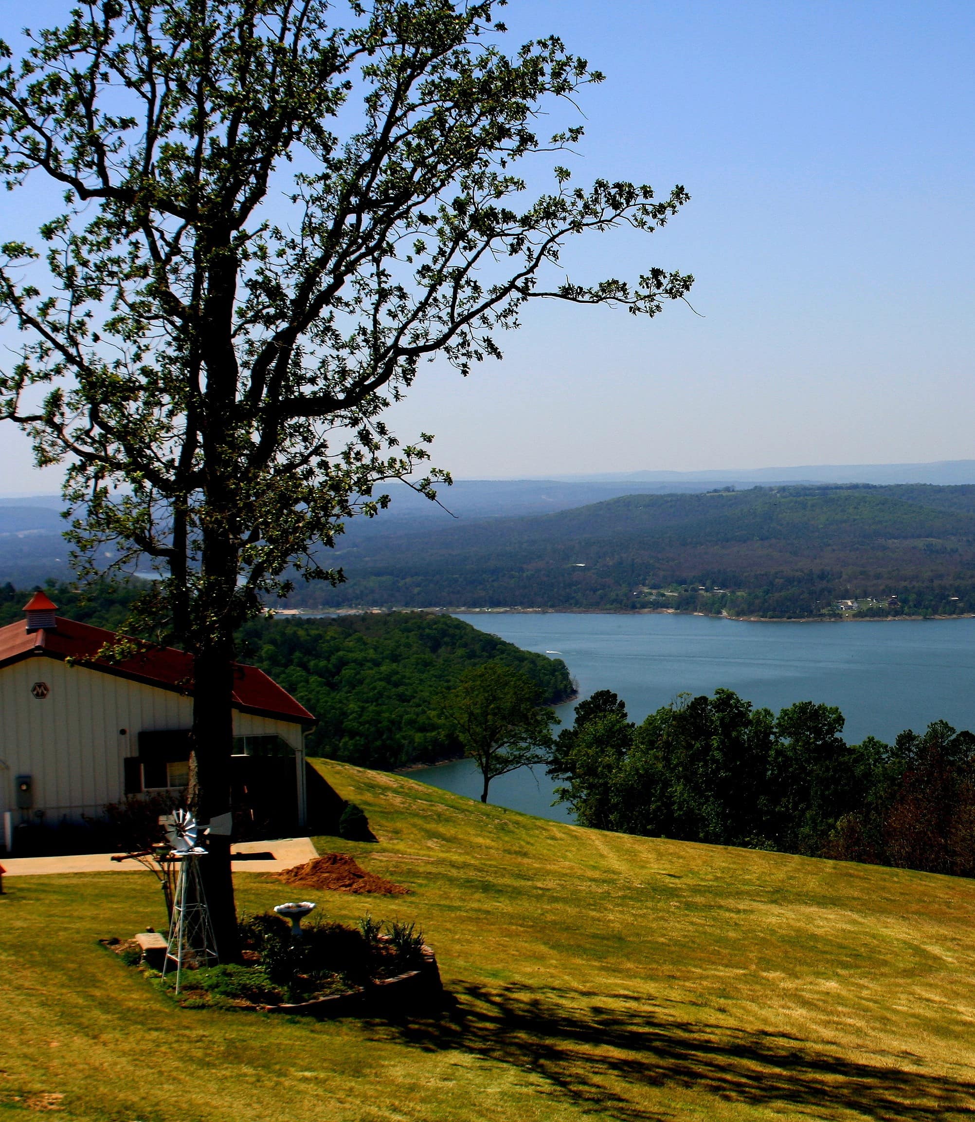 Greers Ferry RV - Greers Ferry, Arkansas - glamping.directory