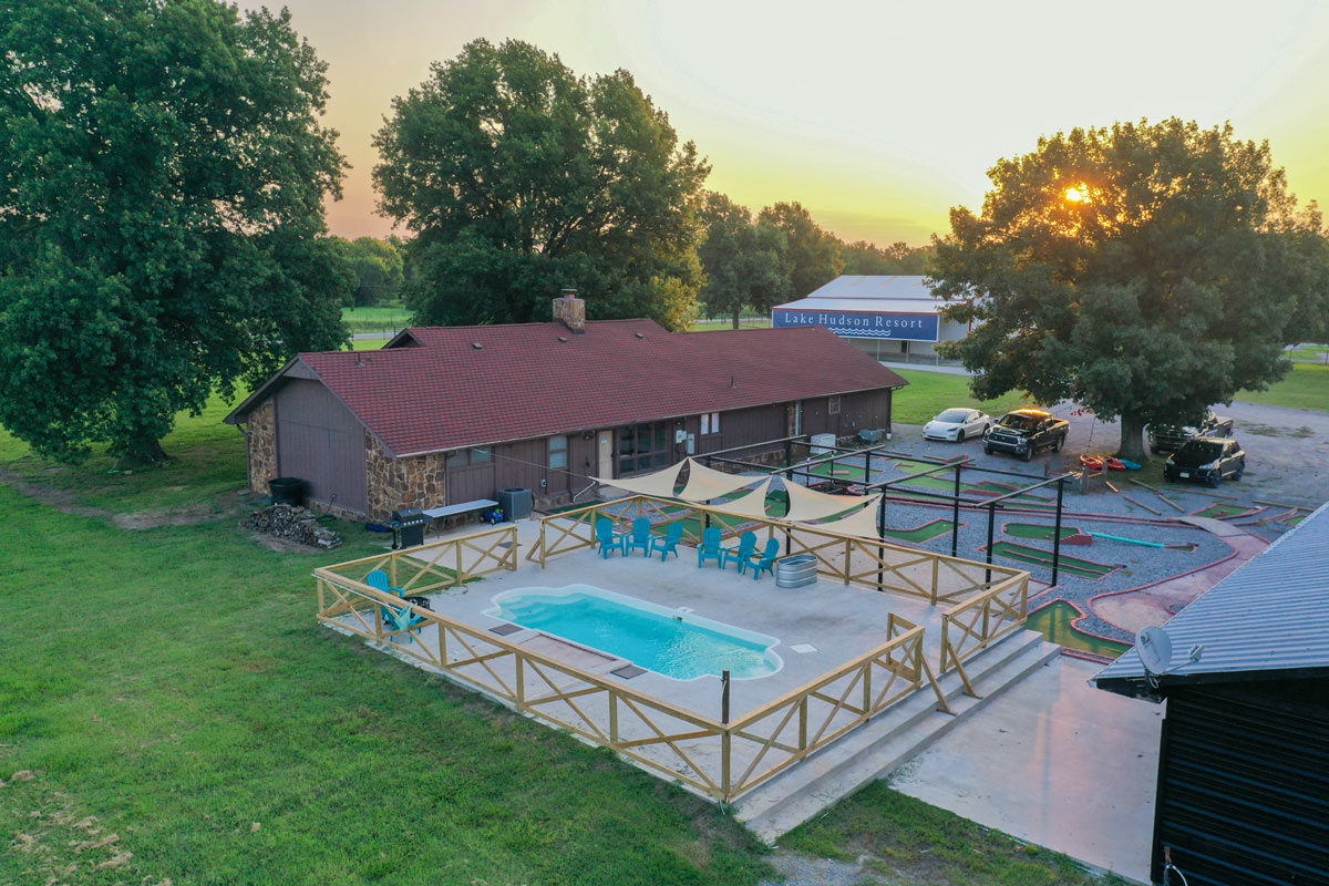Lake Hudson Resort - Pryor, Oklahoma - glamping.directory