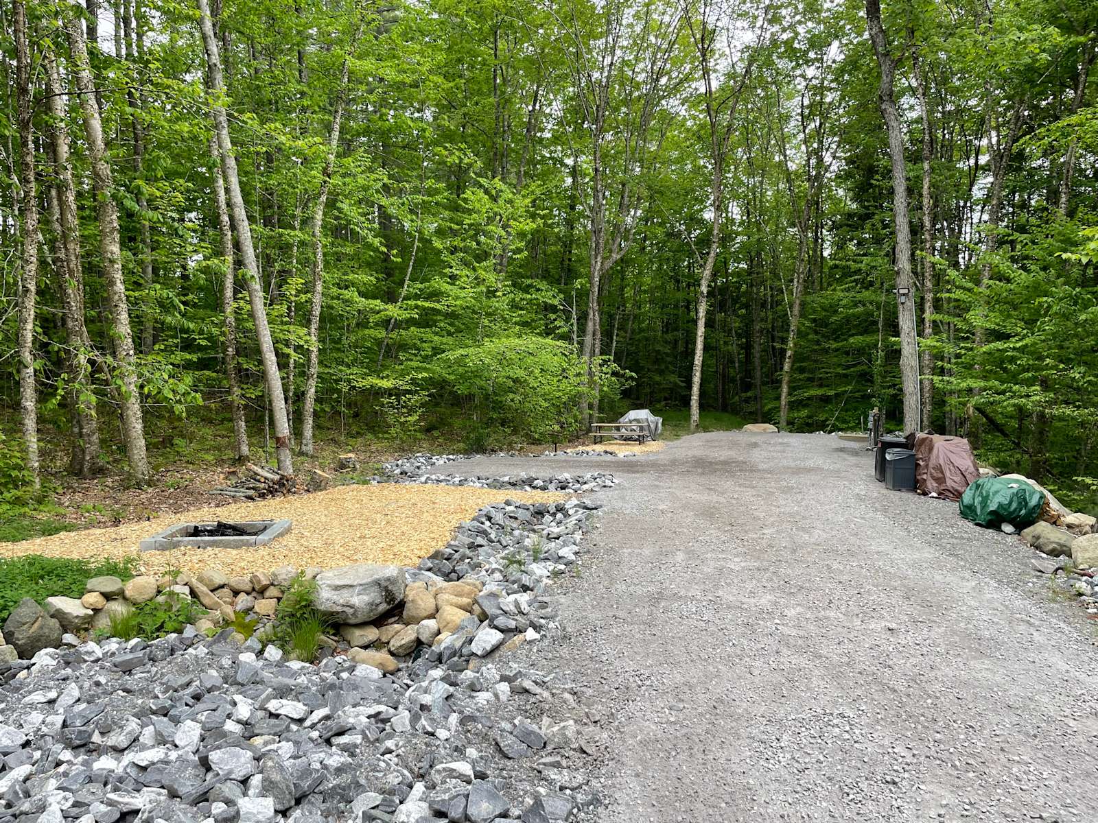 The Queen's Property - Casco, Maine - glamping.directory