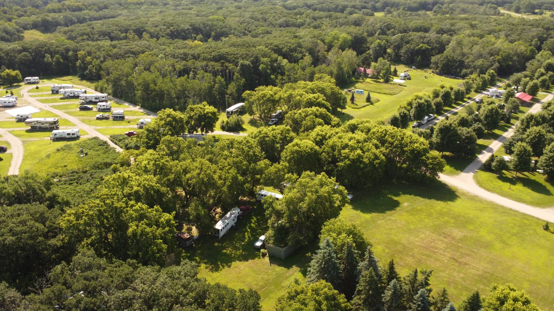 Sheyenne Oaks Campground - Leonard, North Dakota - glamping.directory