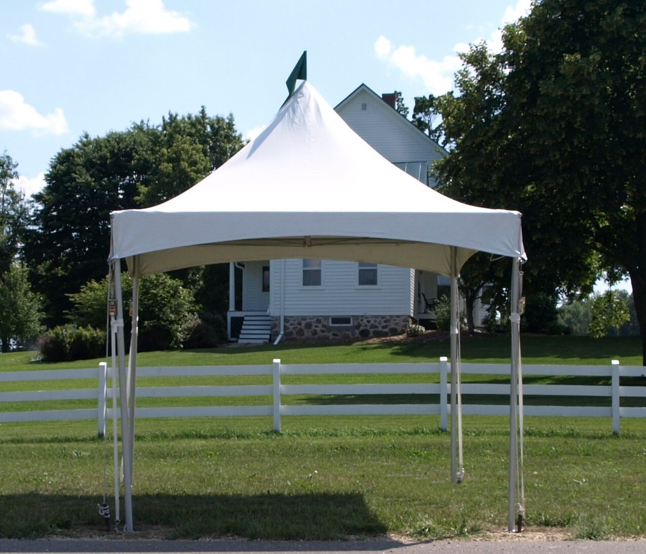 Charnecke Tents - Rosholt, Wisconsin - glamping.directory