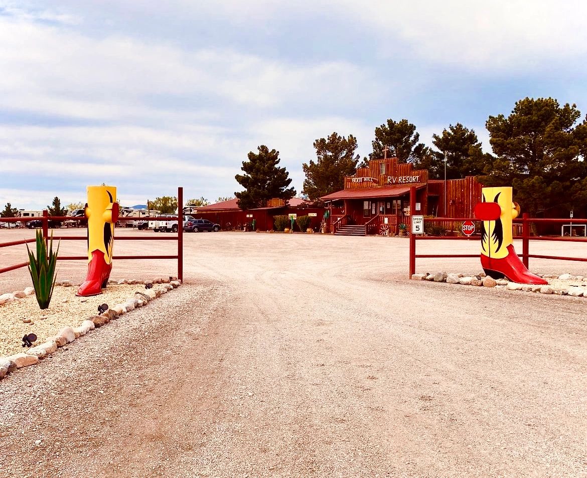Boot Hill RV Park - Alamogordo, New Mexico - glamping.directory