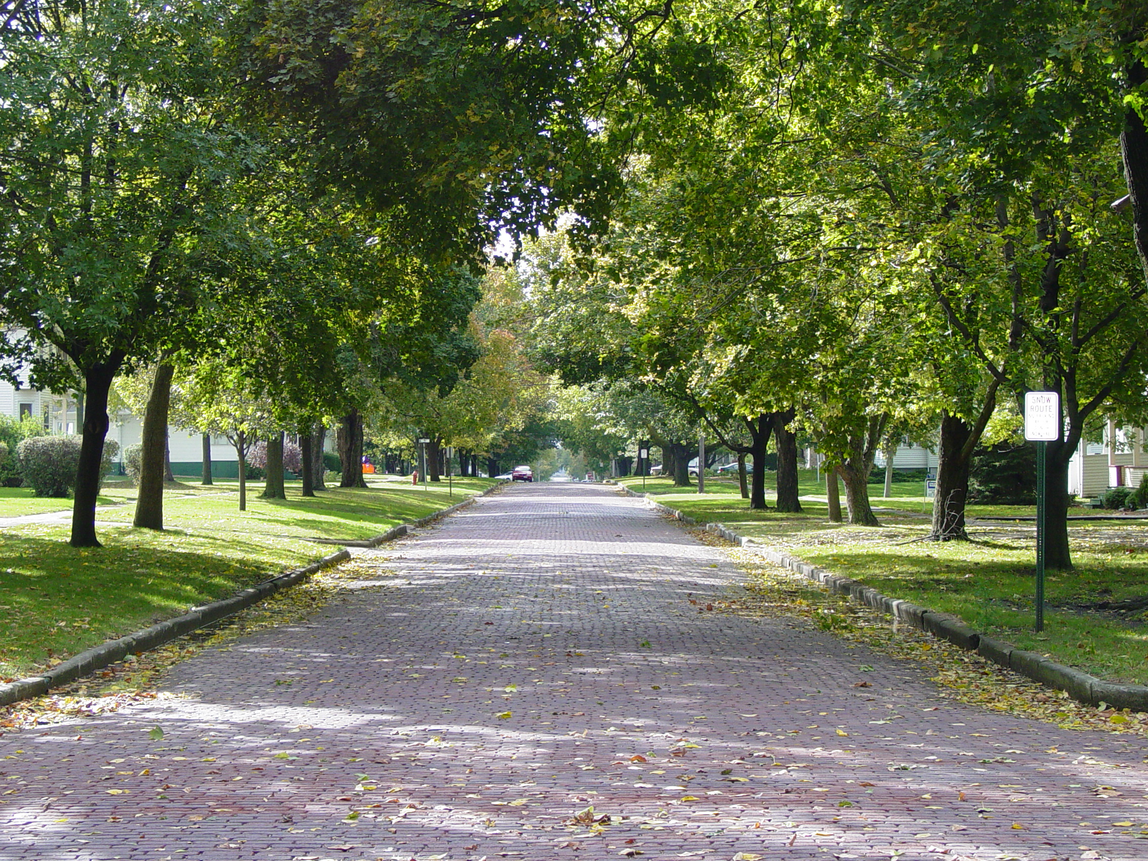 Arrowsmith Park & Campground - Gibson City, Illinois - glamping.directory