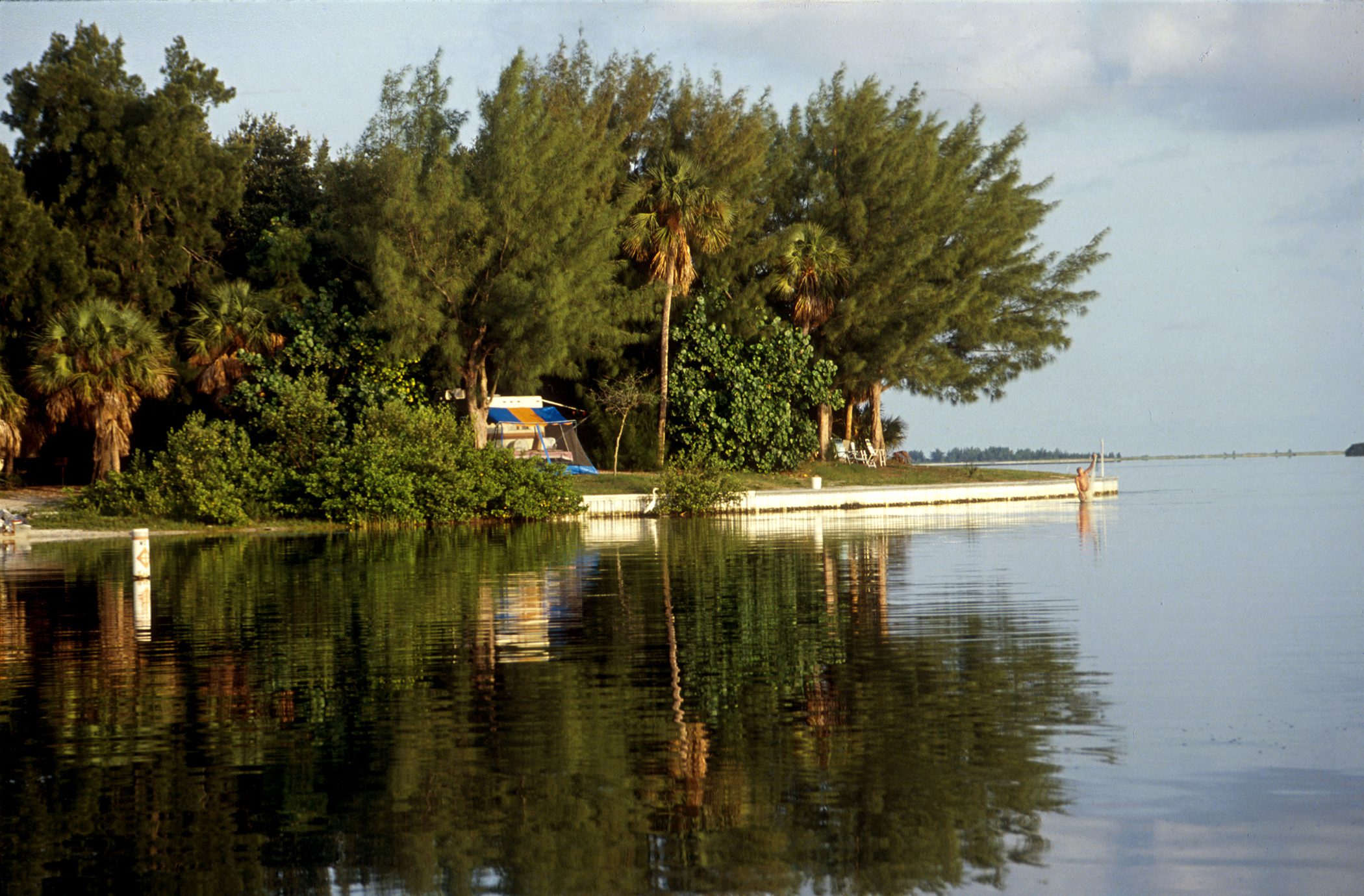 Fort De Soto Park Campground - Tierra Verde, Florida - glamping.directory