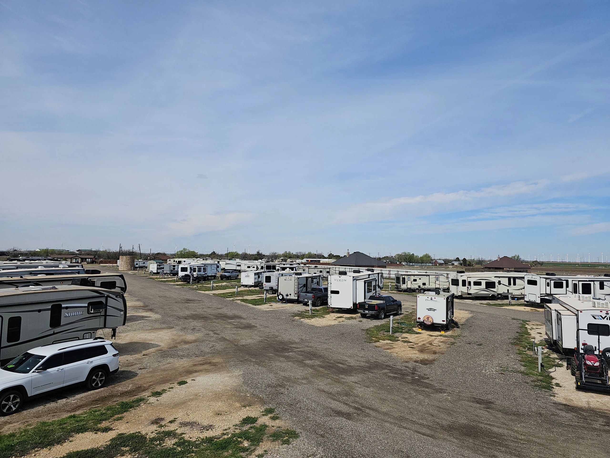 Stone Tower RV Park & Cabins - Roscoe, Texas - glamping.directory