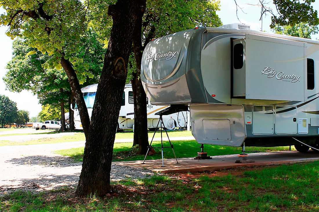 Abe's RV Park - Oklahoma City, Oklahoma - glamping.directory