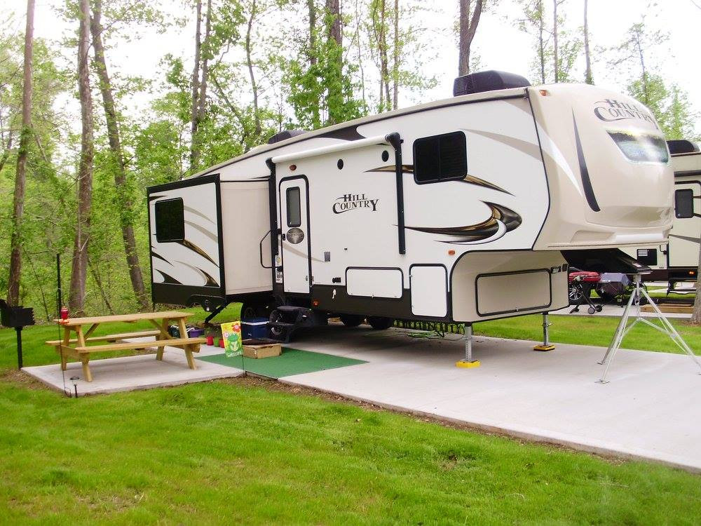 Hillside RV Park - Blacksburg, South Carolina - glamping.directory