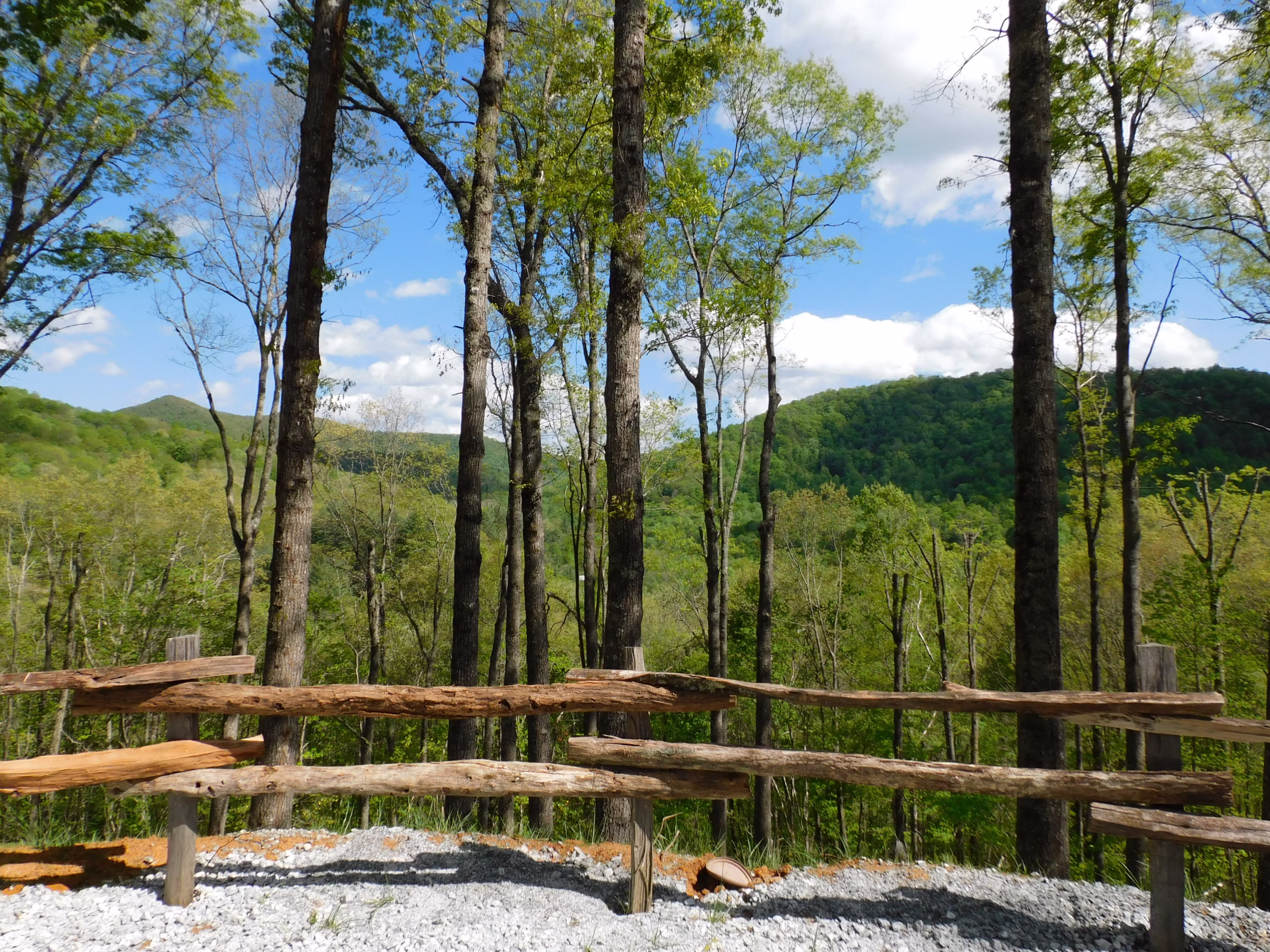Deer Springs RV Park - Franklin, North Carolina - glamping.directory