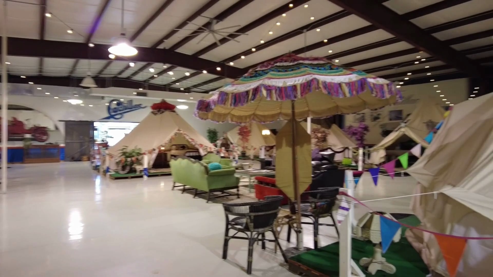Lone Star Glamp Inn - Round Top, Texas - glamping.directory