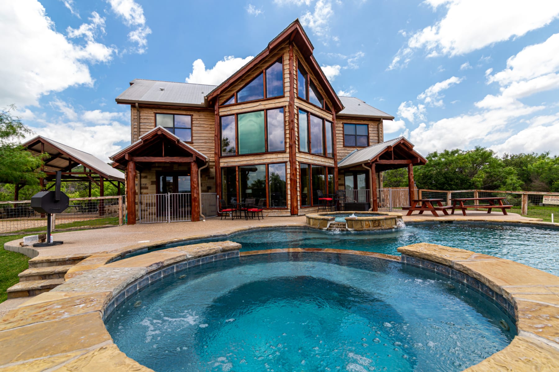 Treehouse - Burnet, Texas - glamping.directory