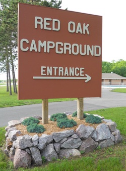 Red Oak Campground - Baraboo, Wisconsin - glamping.directory