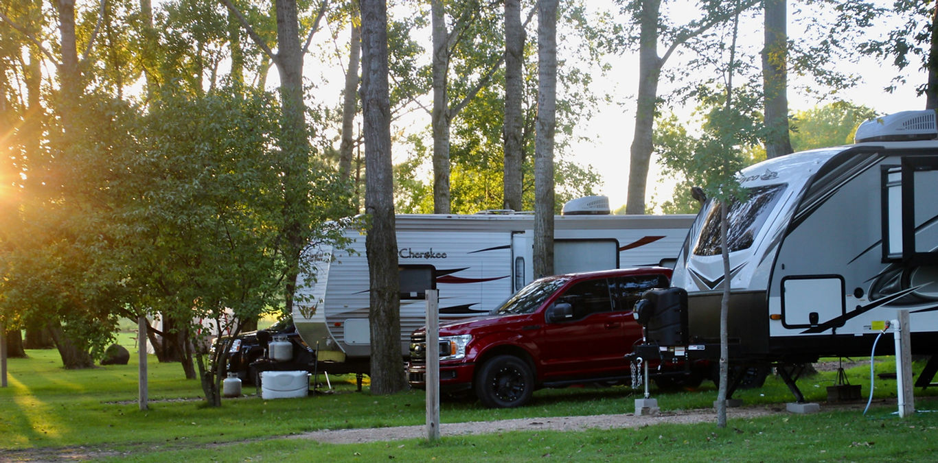 Camp S'more Campground - Long Prairie, Minnesota - glamping.directory