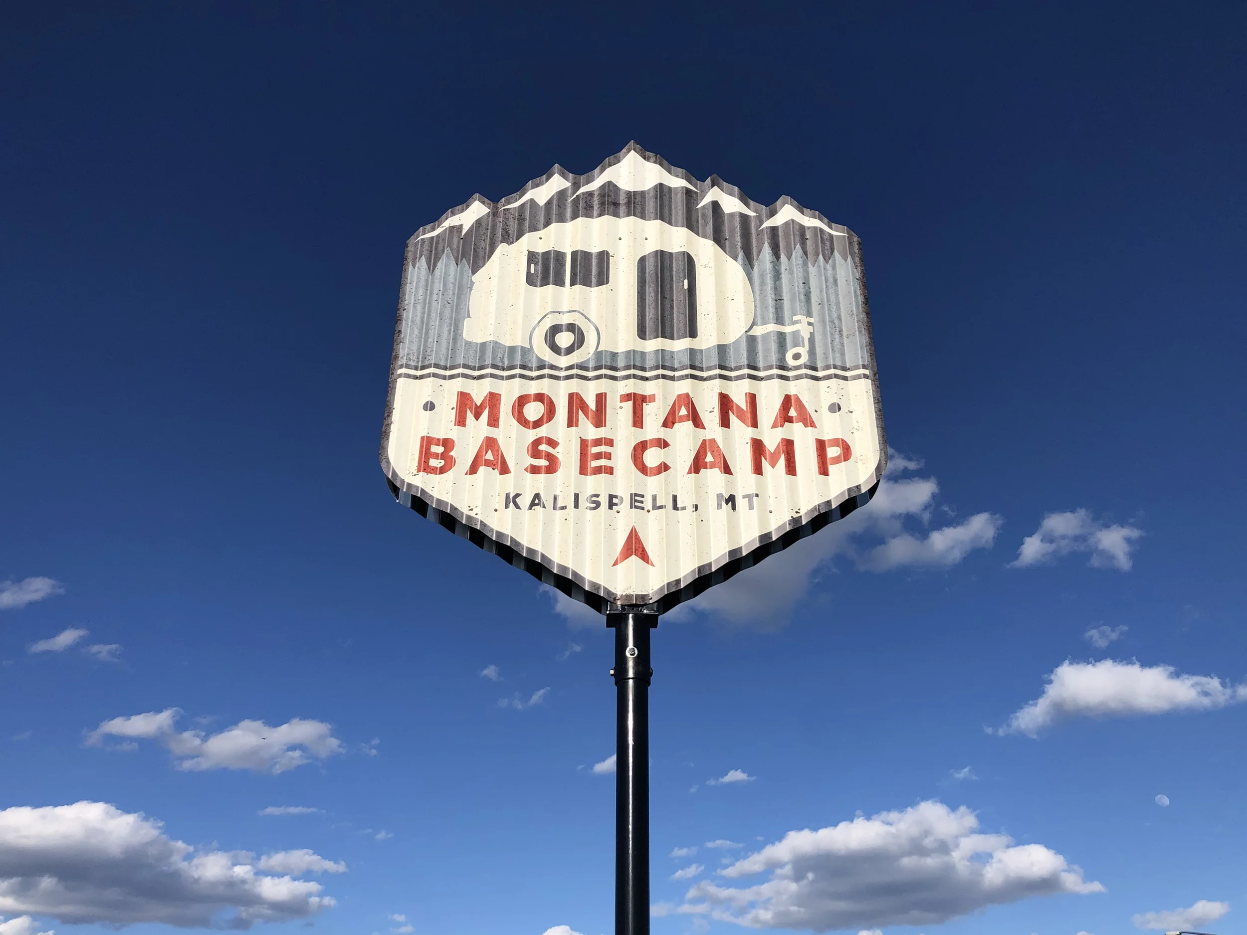 Montana Basecamp RV Park - Kalispell, Montana - glamping.directory