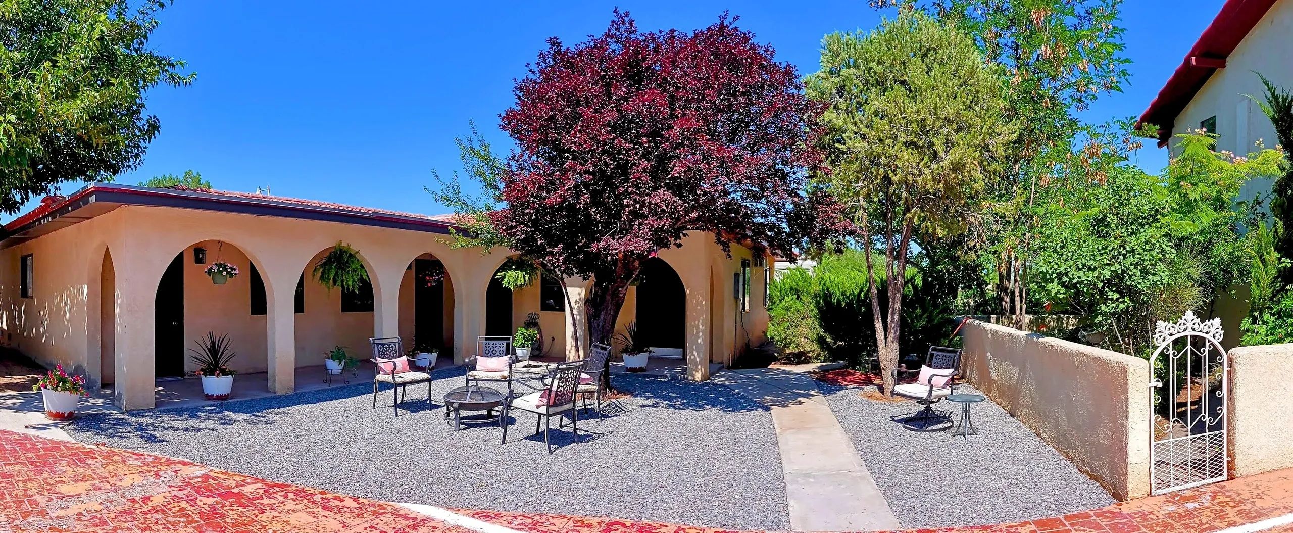 Hacienda de las Flores RV Park - Belen, New Mexico - glamping.directory