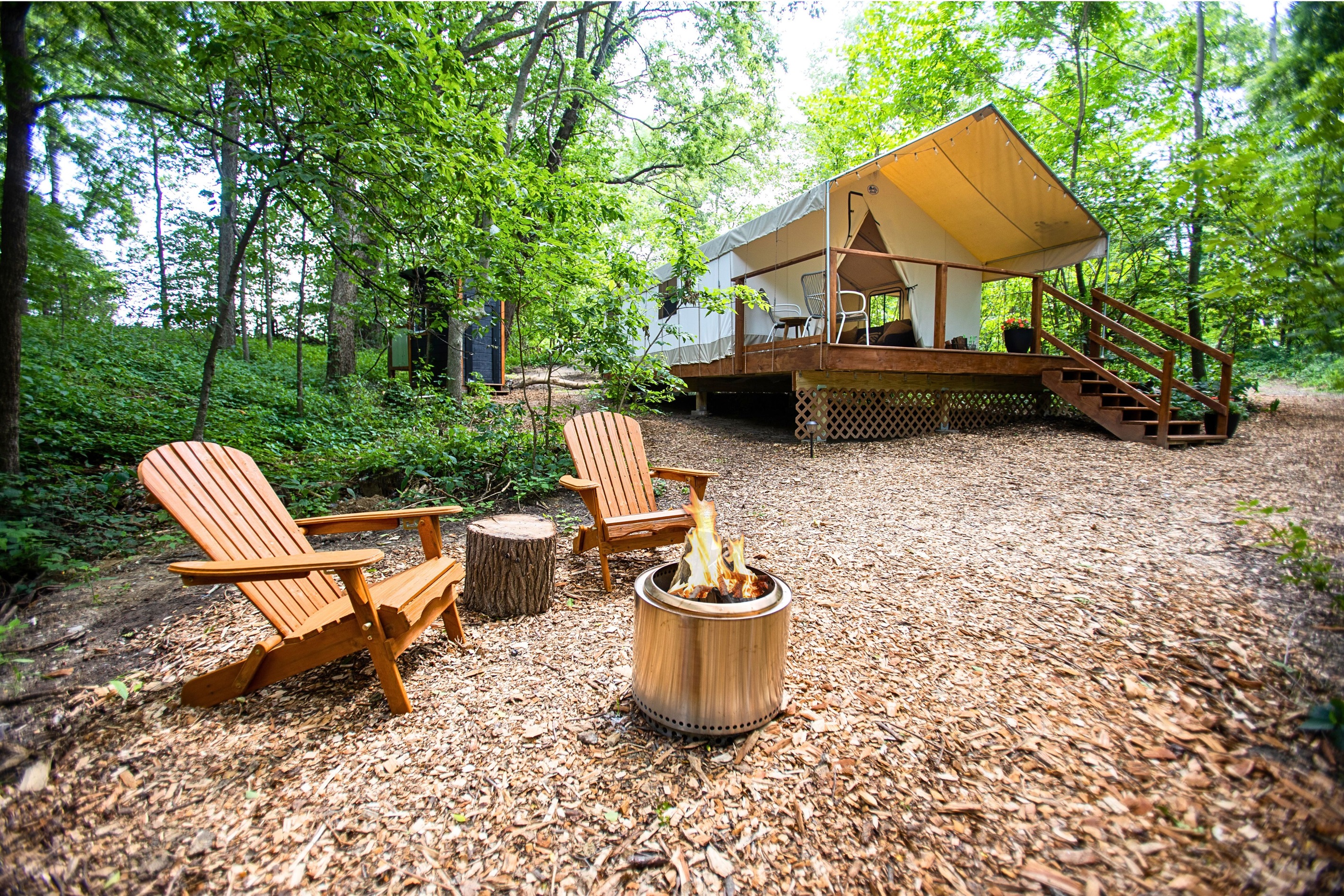 Wooded Glamping Experience - Saylor Creek Hideaway - Saylorville, Iowa - glamping.directory