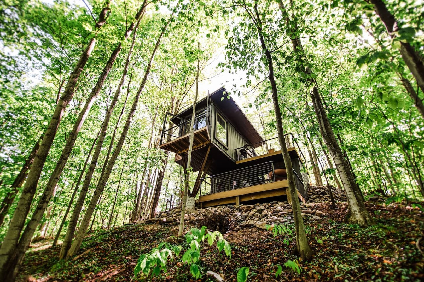 Treehouse at Pincherry Acres—Pure Michigan Magic - Hayes Township, Michigan - glamping.directory