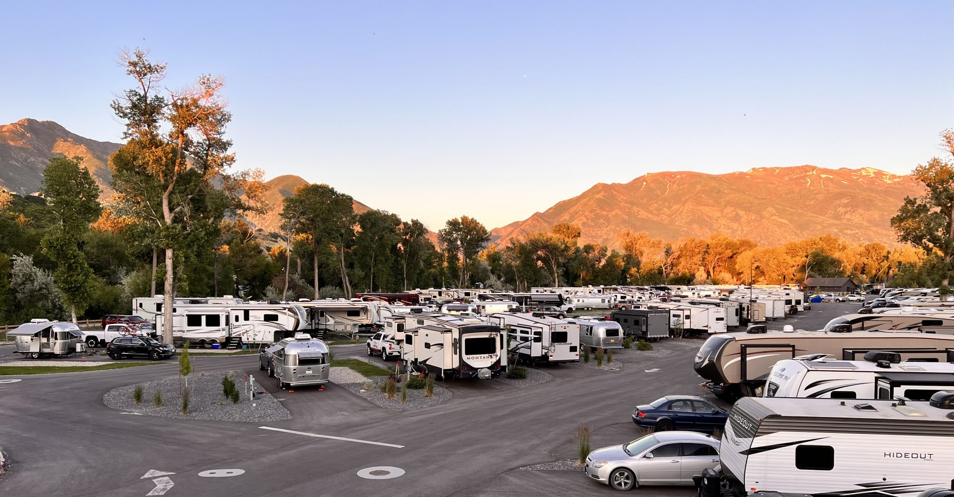 Riverside RV Resort - South Weber, Utah - glamping.directory