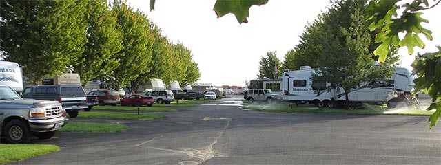 Pilot RV Park - Stanfield, Oregon - glamping.directory