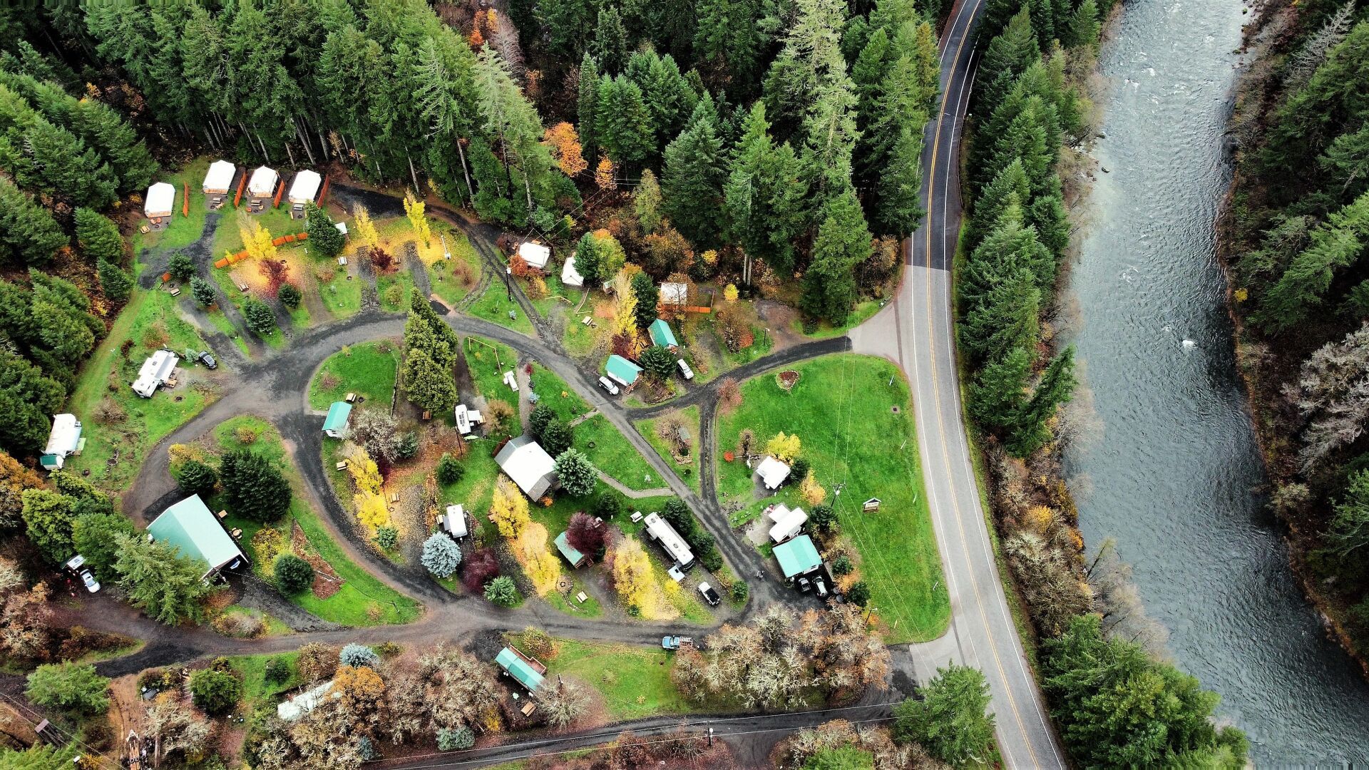 Umpqua's Last Resort - Wilderness Cabins, RV Park and Glamping - Idleyld Park, Oregon - glamping.directory