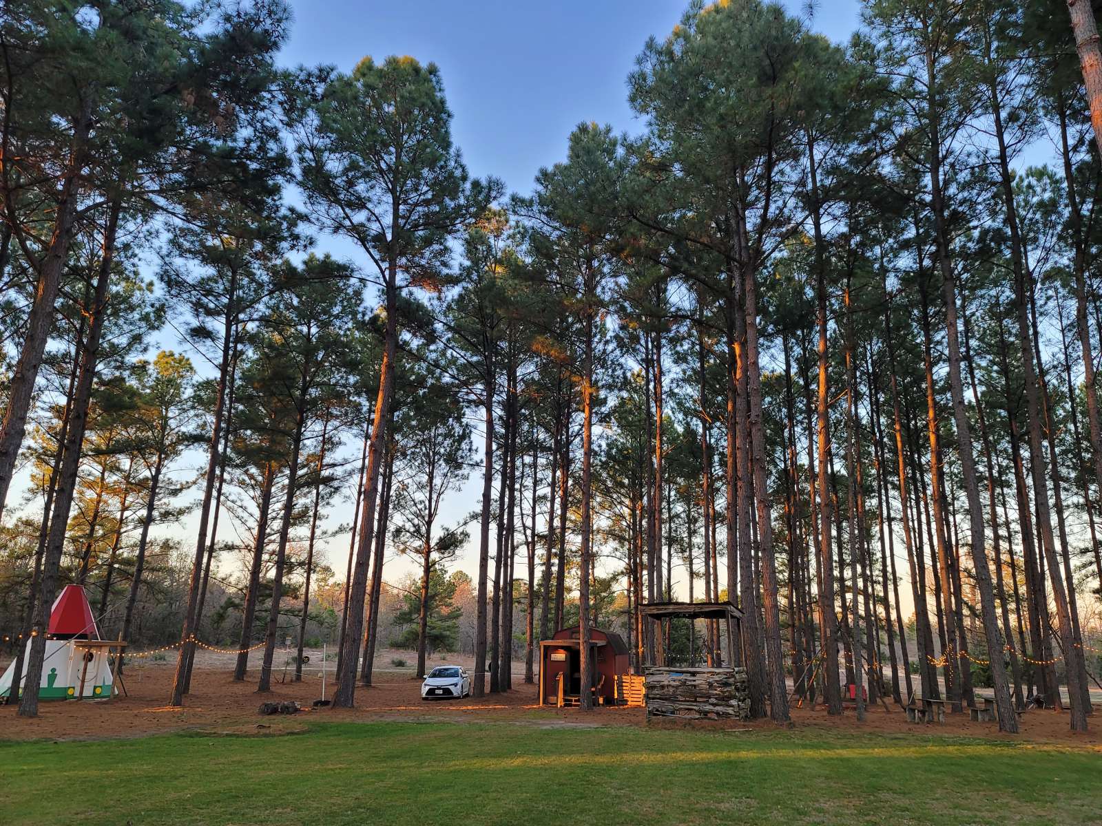 Music Springs - Hawkins, Texas - glamping.directory