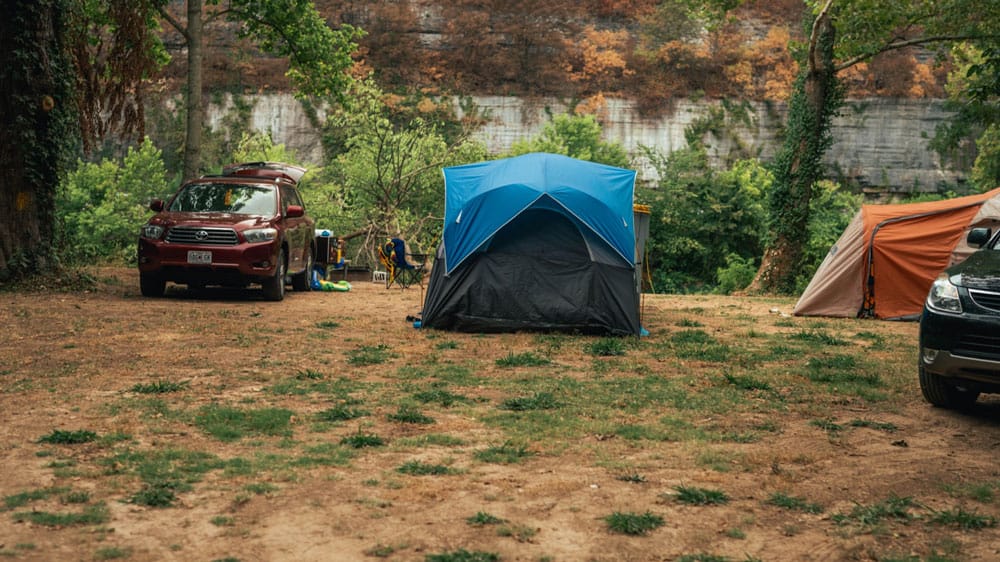 Sycamore Landing - Noel, Missouri - glamping.directory