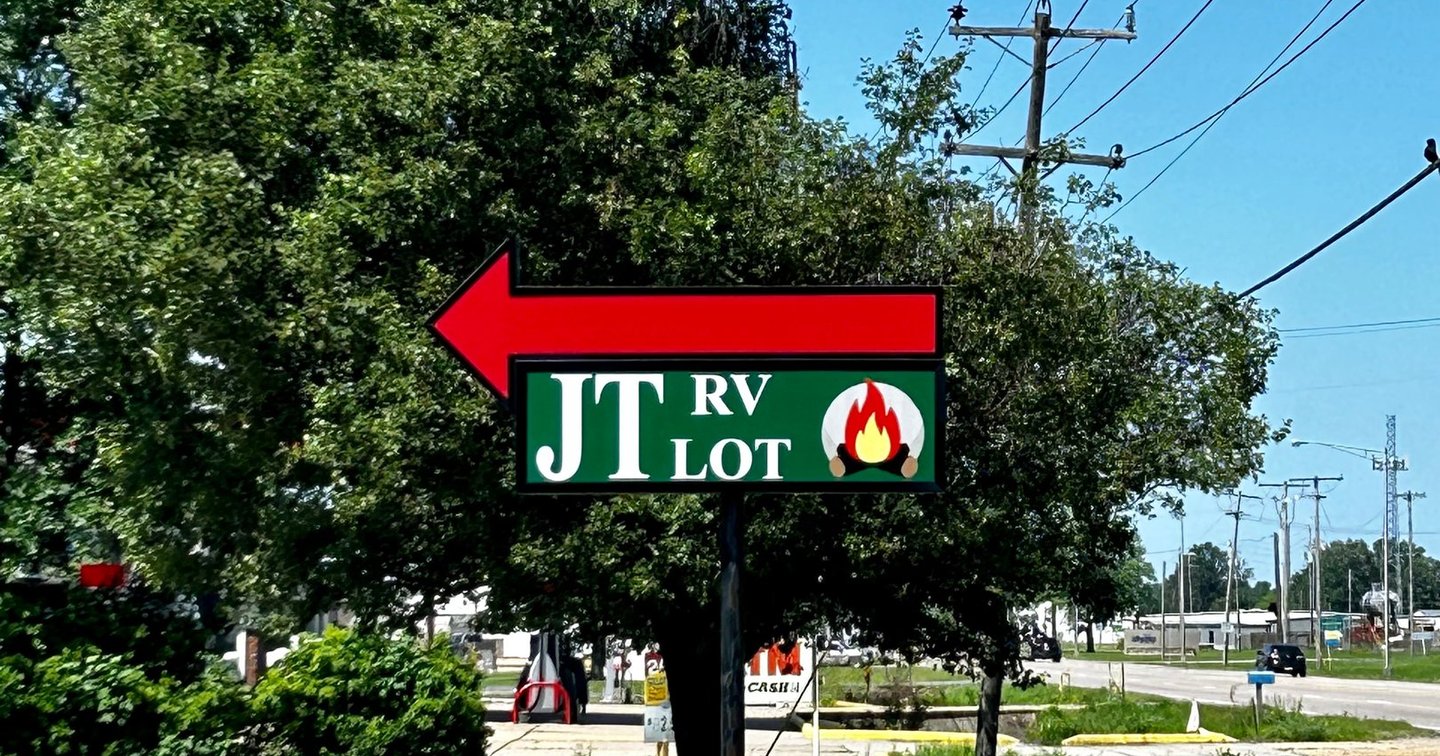 J.T. Lambert's Café RV Park - Sikeston, Missouri - glamping.directory