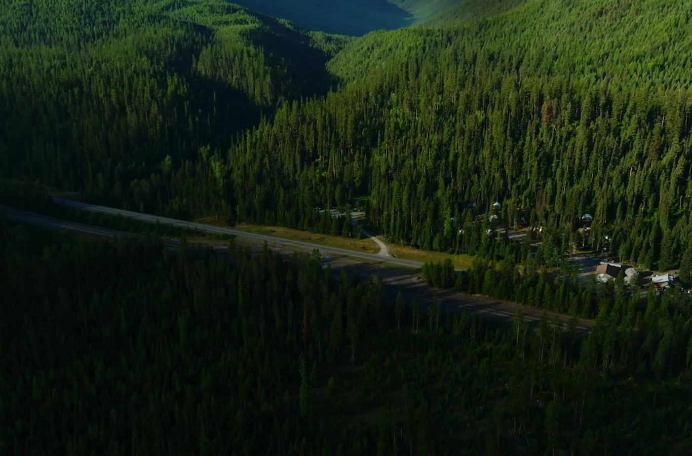 Triple G's Resort - Global Glamping Glacier - Essex, Montana - glamping.directory