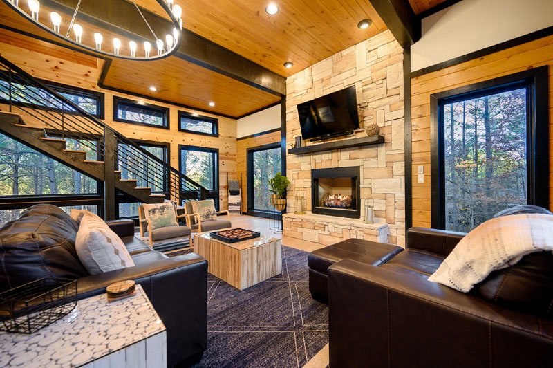 Rustic Treehouse - Broken Bow, Oklahoma - glamping.directory
