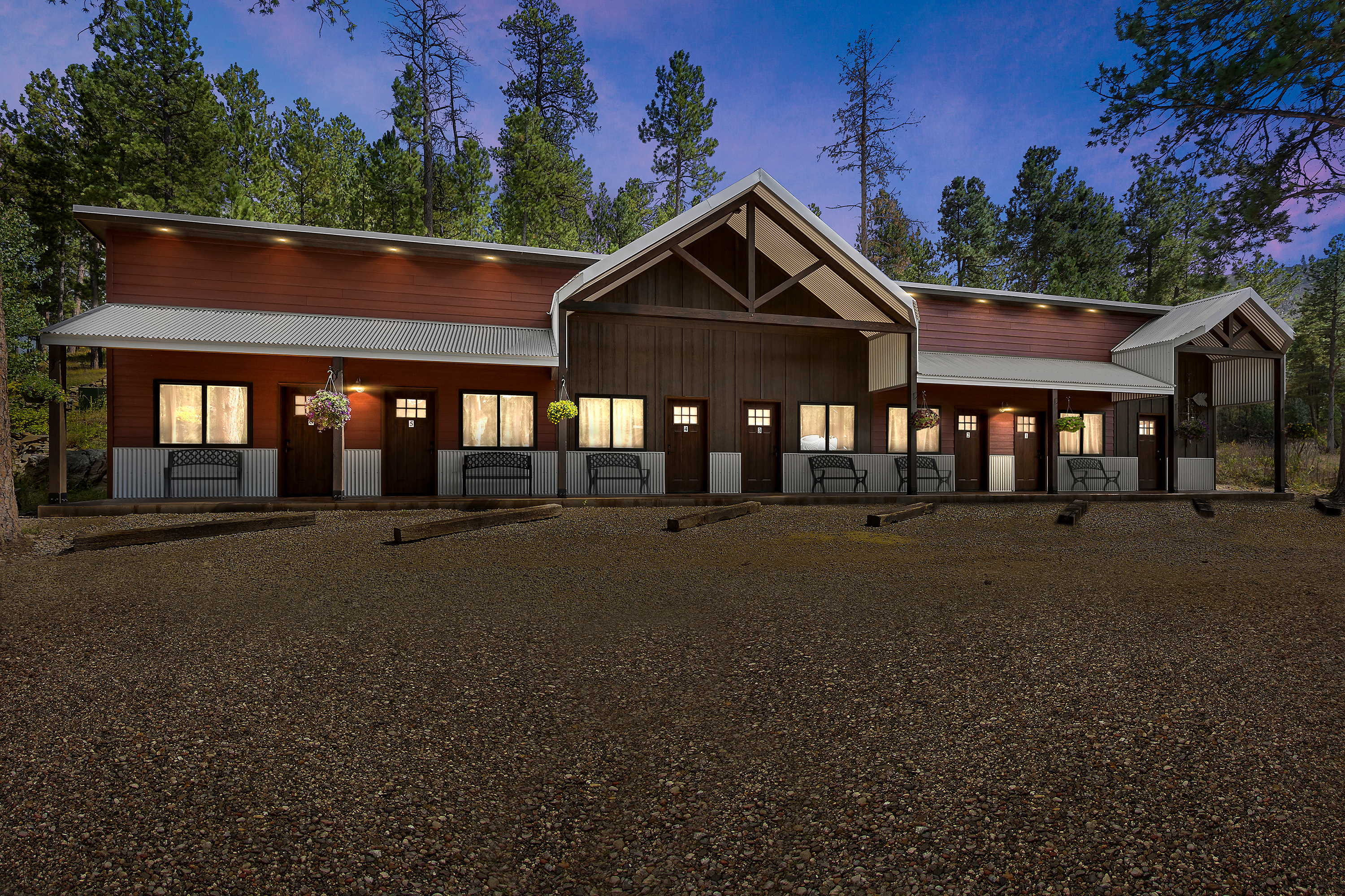 Robins Roost Cabins - Hill City, South Dakota - glamping.directory