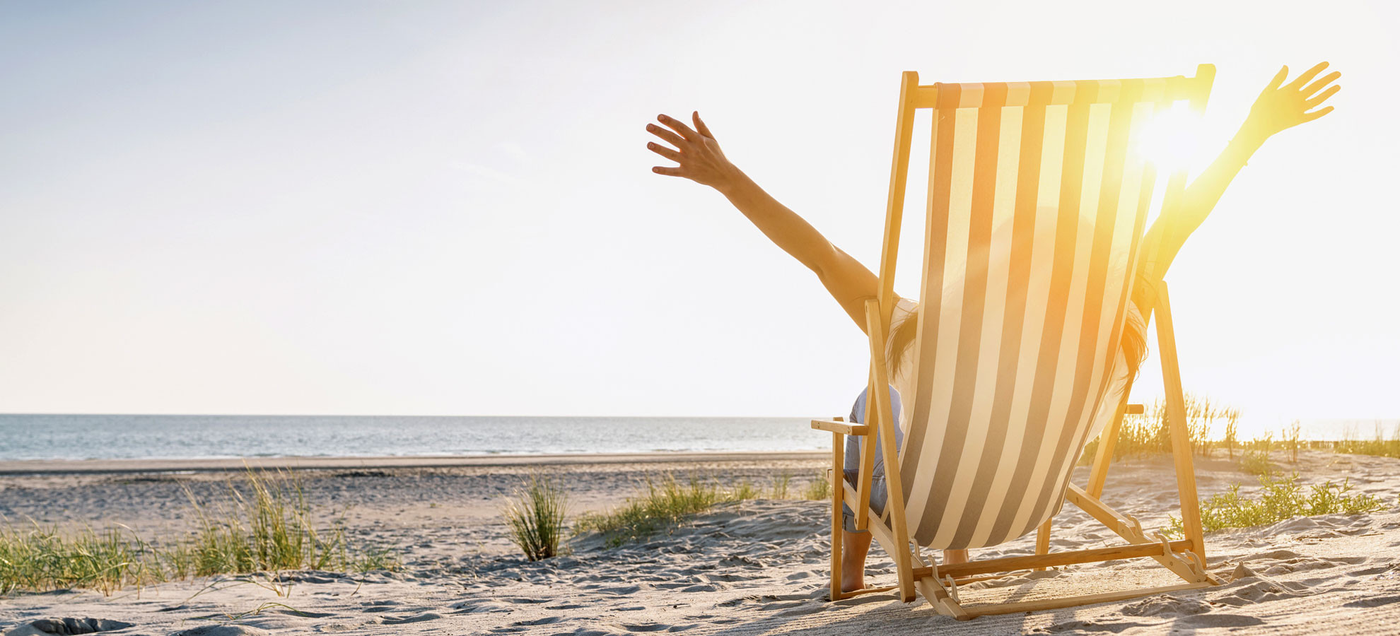 The Hideaway Beach Rental - Narragansett, Rhode Island - glamping.directory