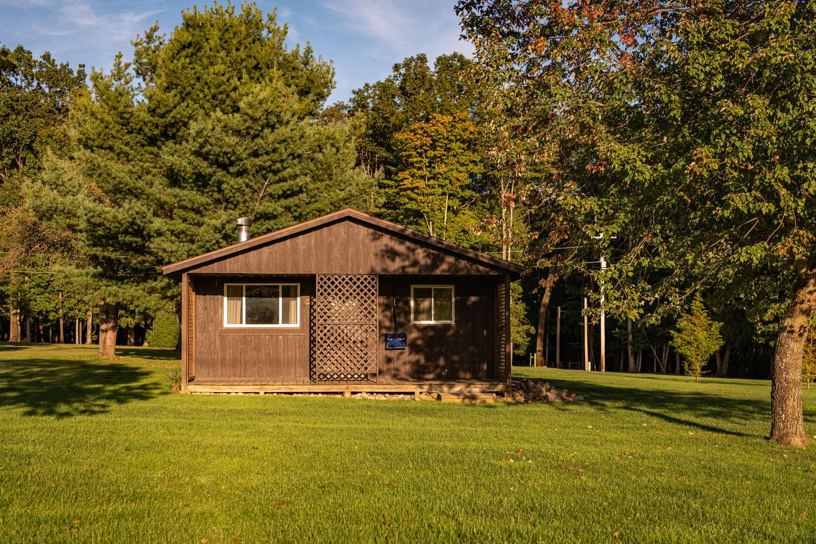 Cook Forest Top Hill Cabins - Cooksburg, Pennsylvania - glamping.directory