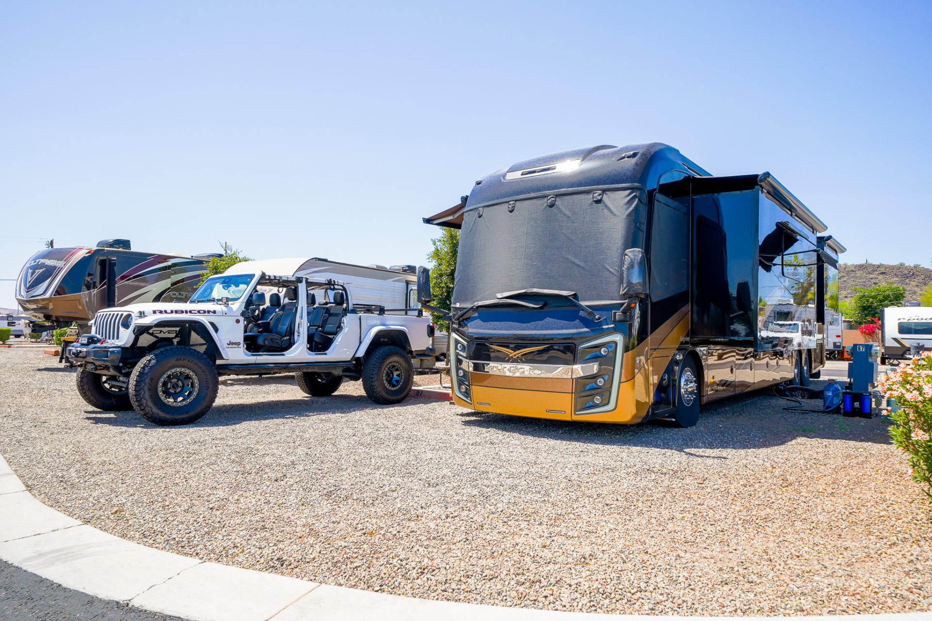 DEER VALLEY RV PARK - Phoenix, Arizona - glamping.directory