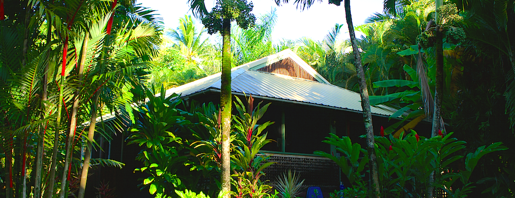 Hana Ocean Palms Bungalow - Hana, Hawaii - glamping.directory