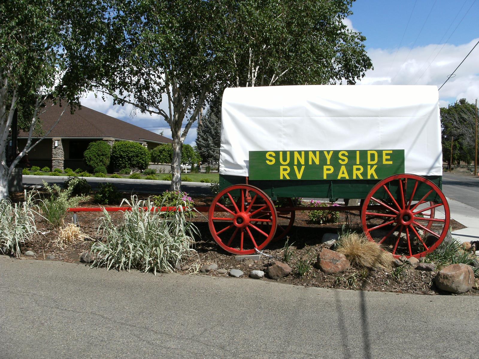 Sunnyside RV Park - Sunnyside, Washington - glamping.directory