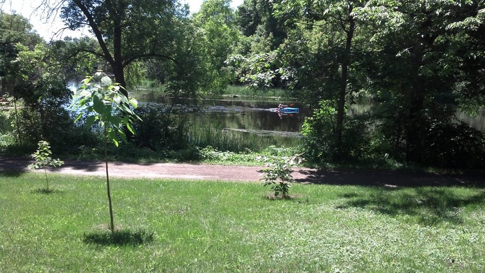 Maiden Rock East Campground - Morristown, Minnesota - glamping.directory
