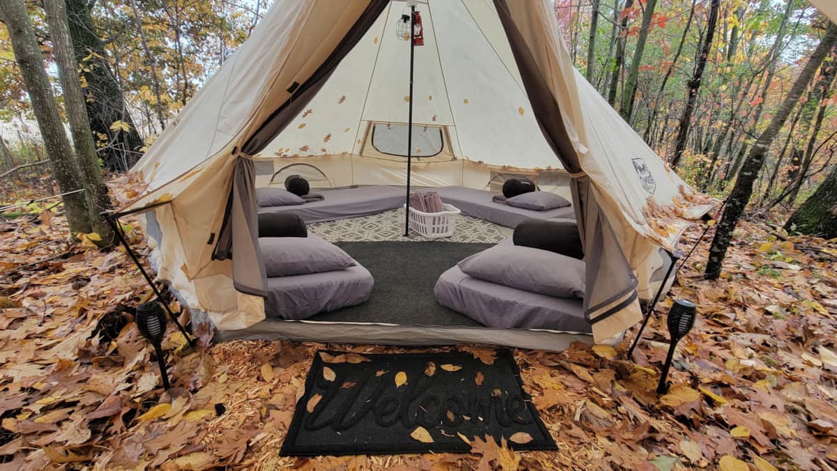 Aefintyr - Altura, Minnesota - glamping.directory
