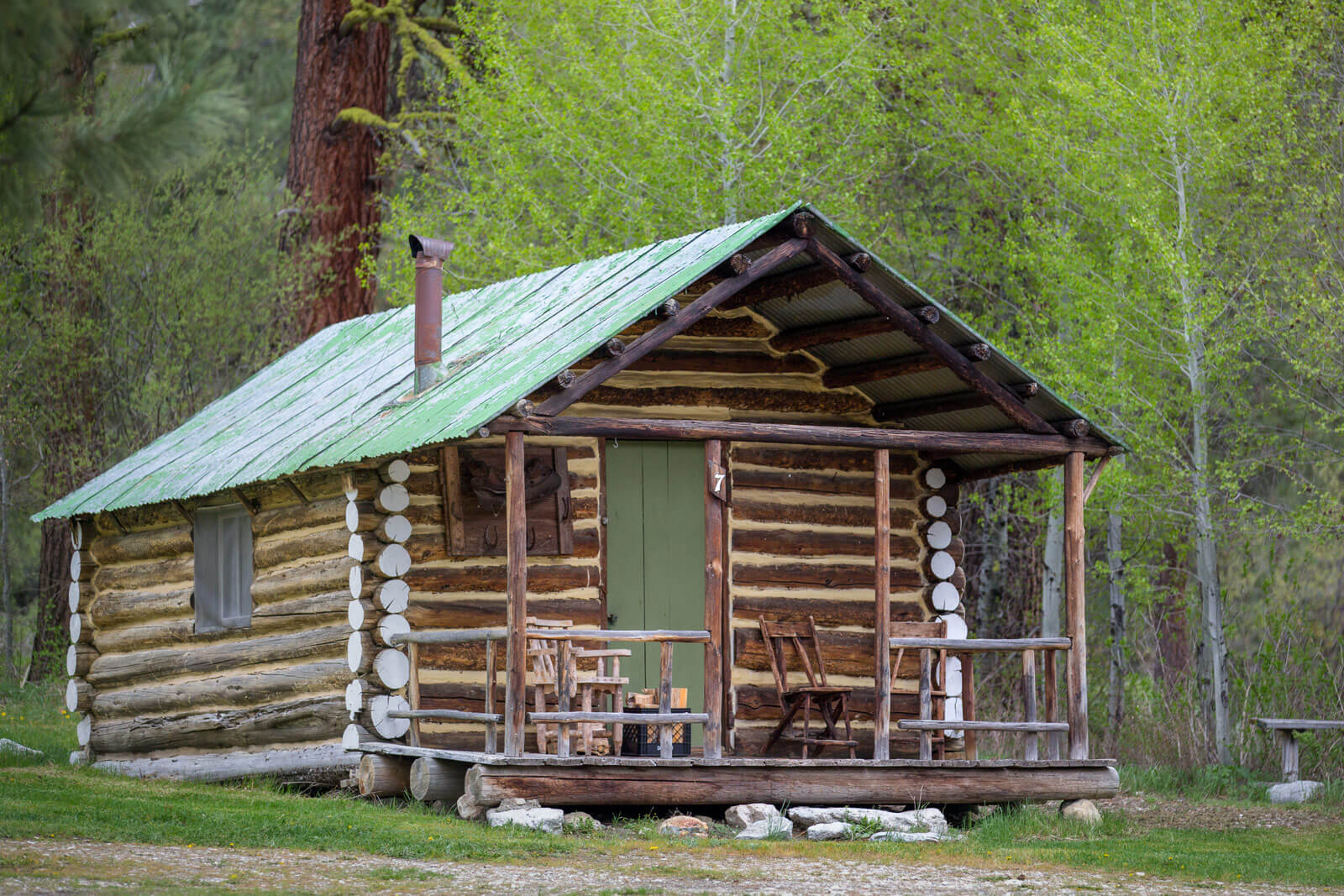 Sawtooth Lodge - Lowman, Idaho - glamping.directory