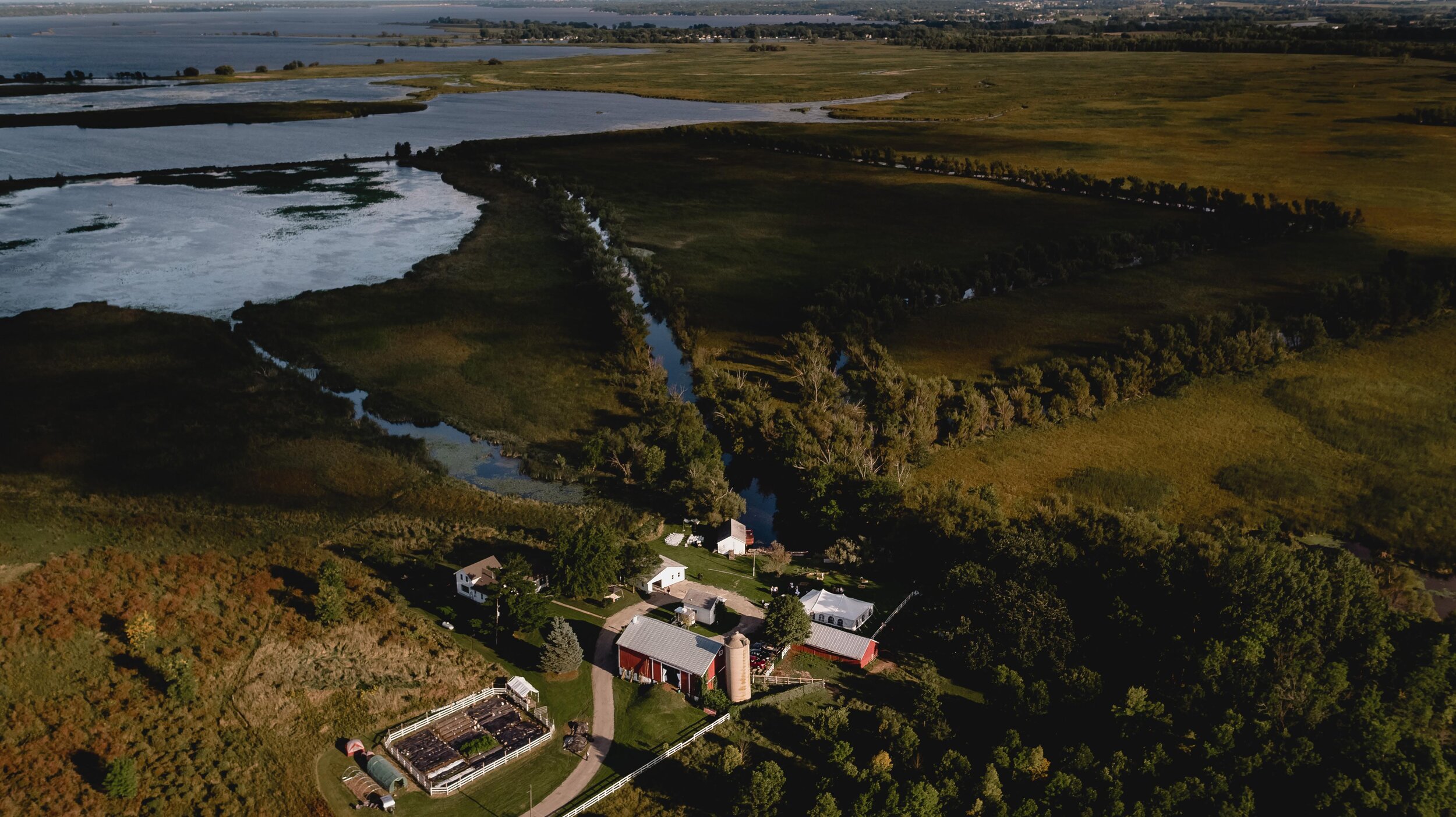 Rusty Buckets Farm - Omro, Wisconsin - glamping.directory