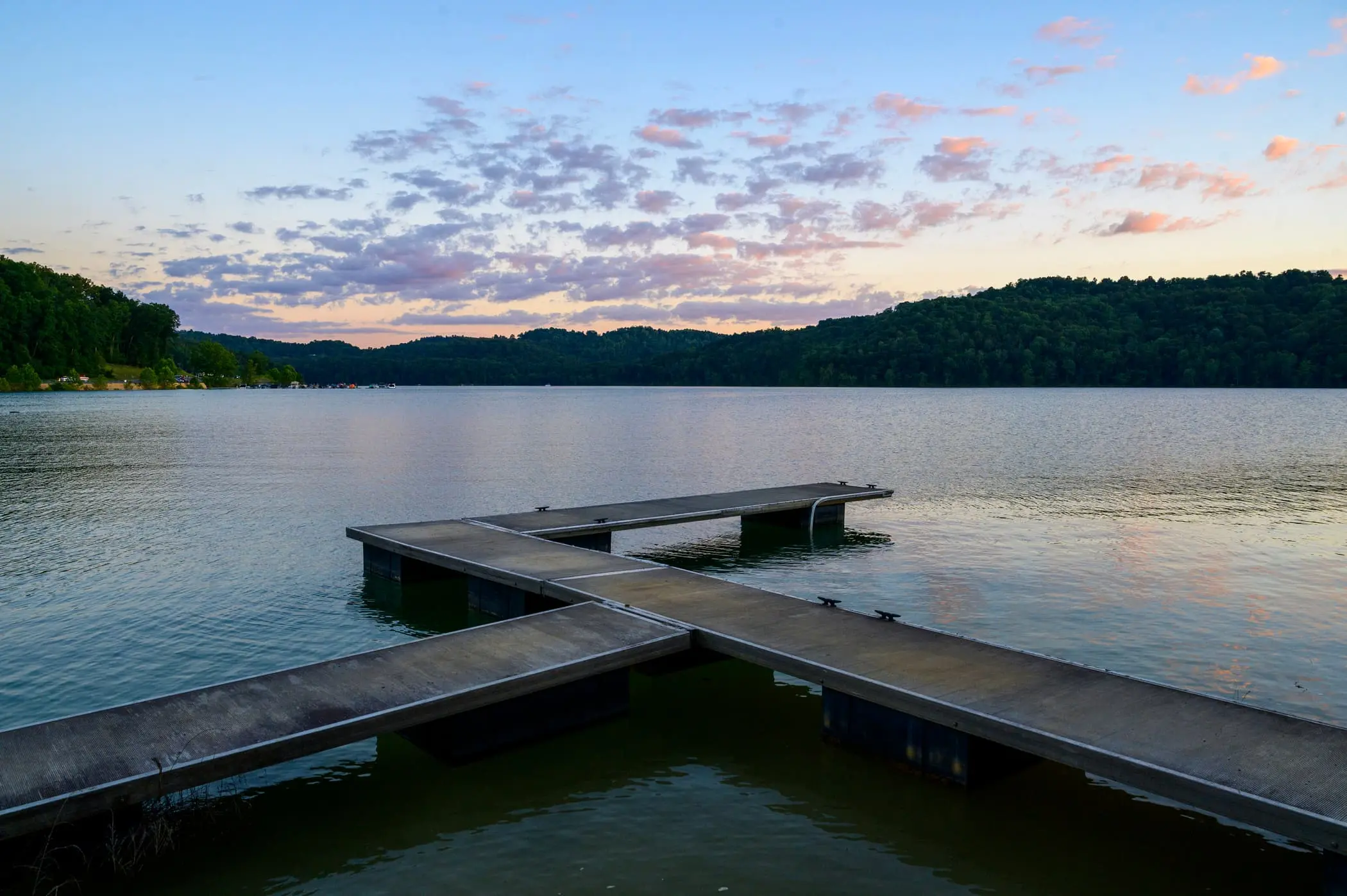Tygart Lake State Park Campground - Grafton, West Virginia - glamping.directory