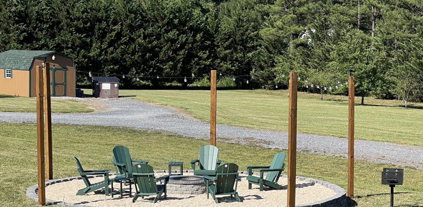 7 C's Lodging - Flintstone, Maryland - glamping.directory
