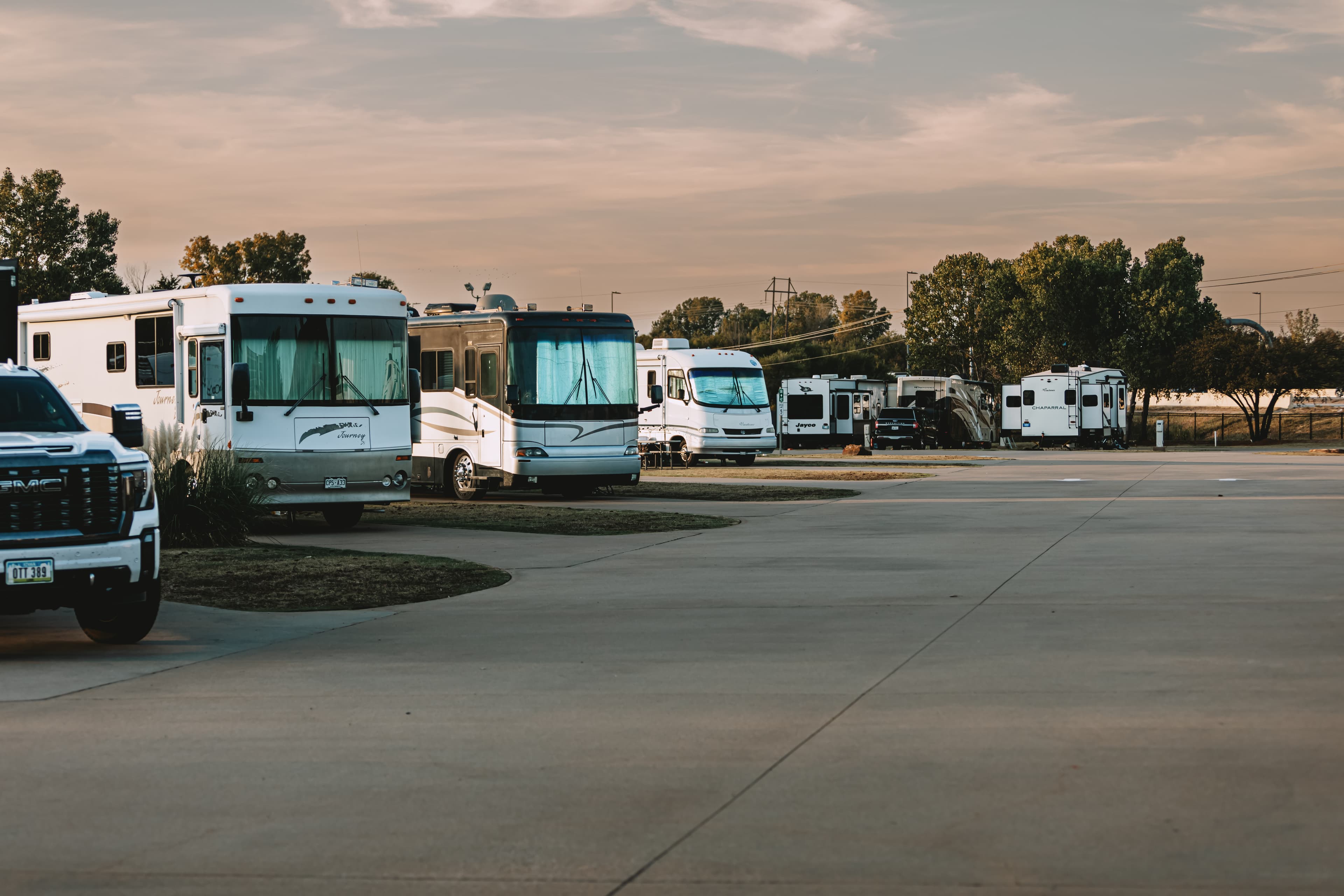 Campground Collective (Formerly Mustang Run Rv Park) - Yukon, Oklahoma - glamping.directory