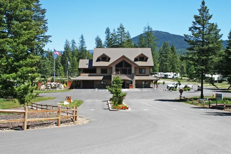 Ravenwood RV Resort - Athol, Idaho - glamping.directory