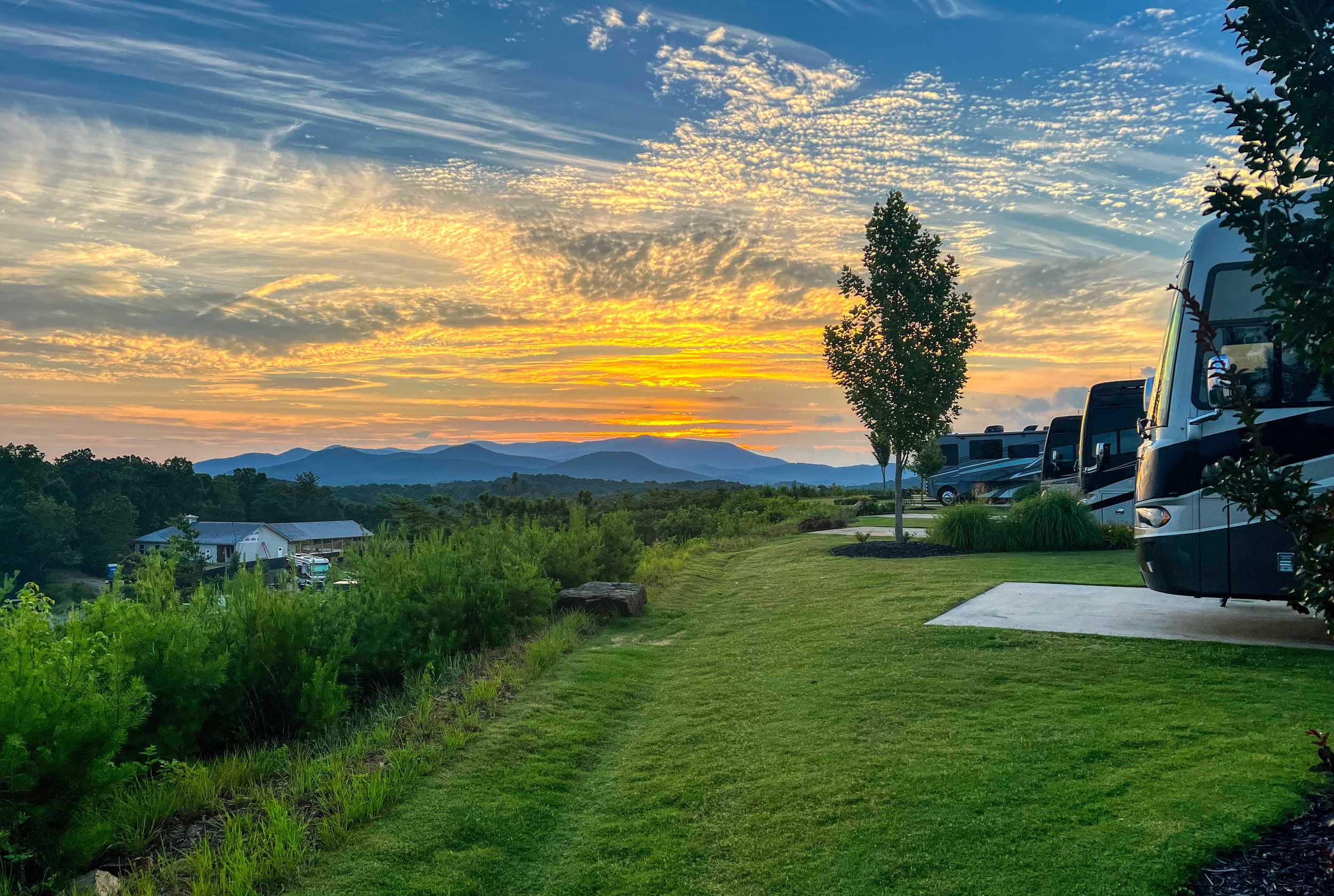 Talona Ridge RV Resort - East Ellijay, Georgia - glamping.directory