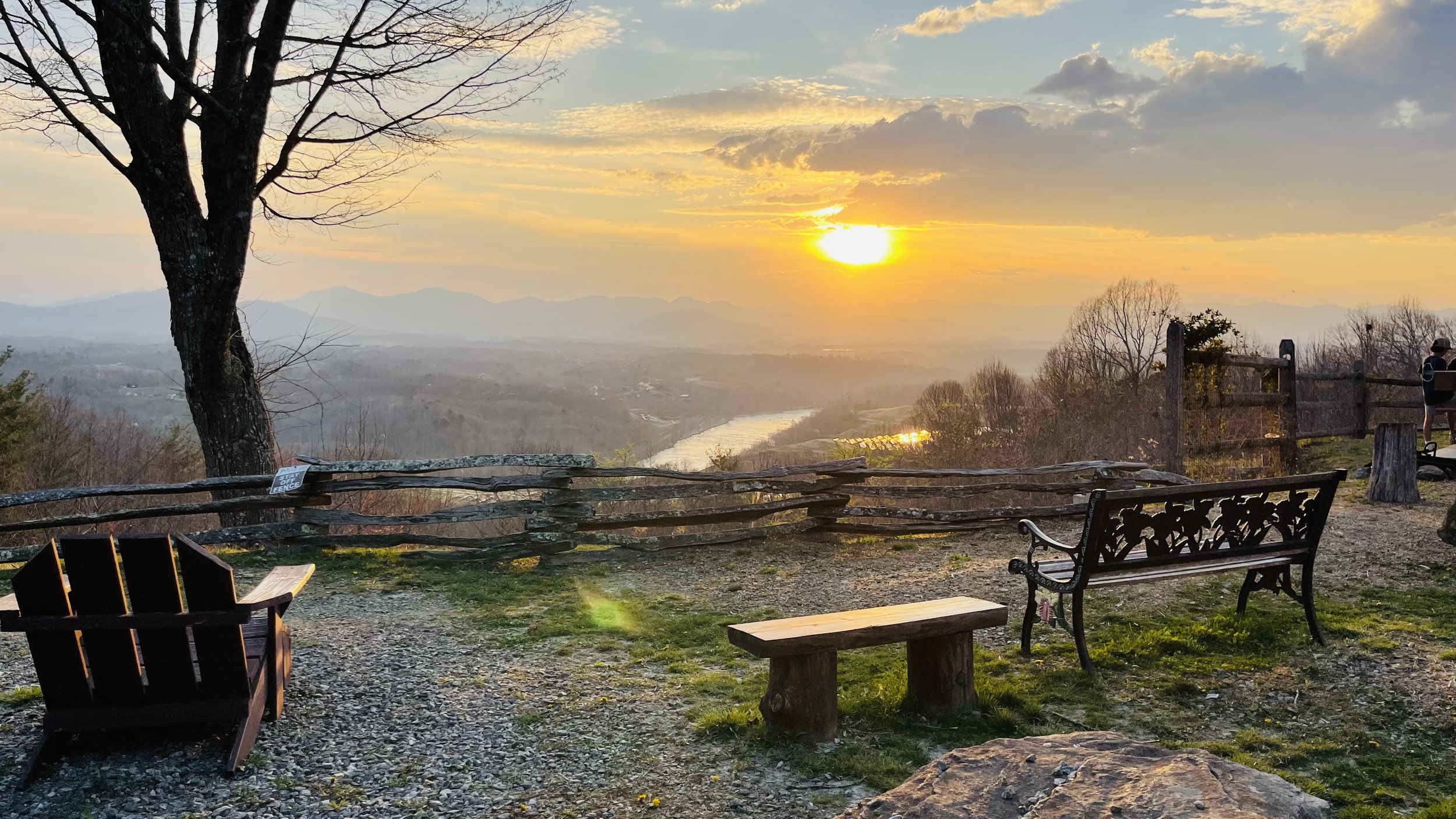 Campfire Lodgings - Asheville, North Carolina - glamping.directory