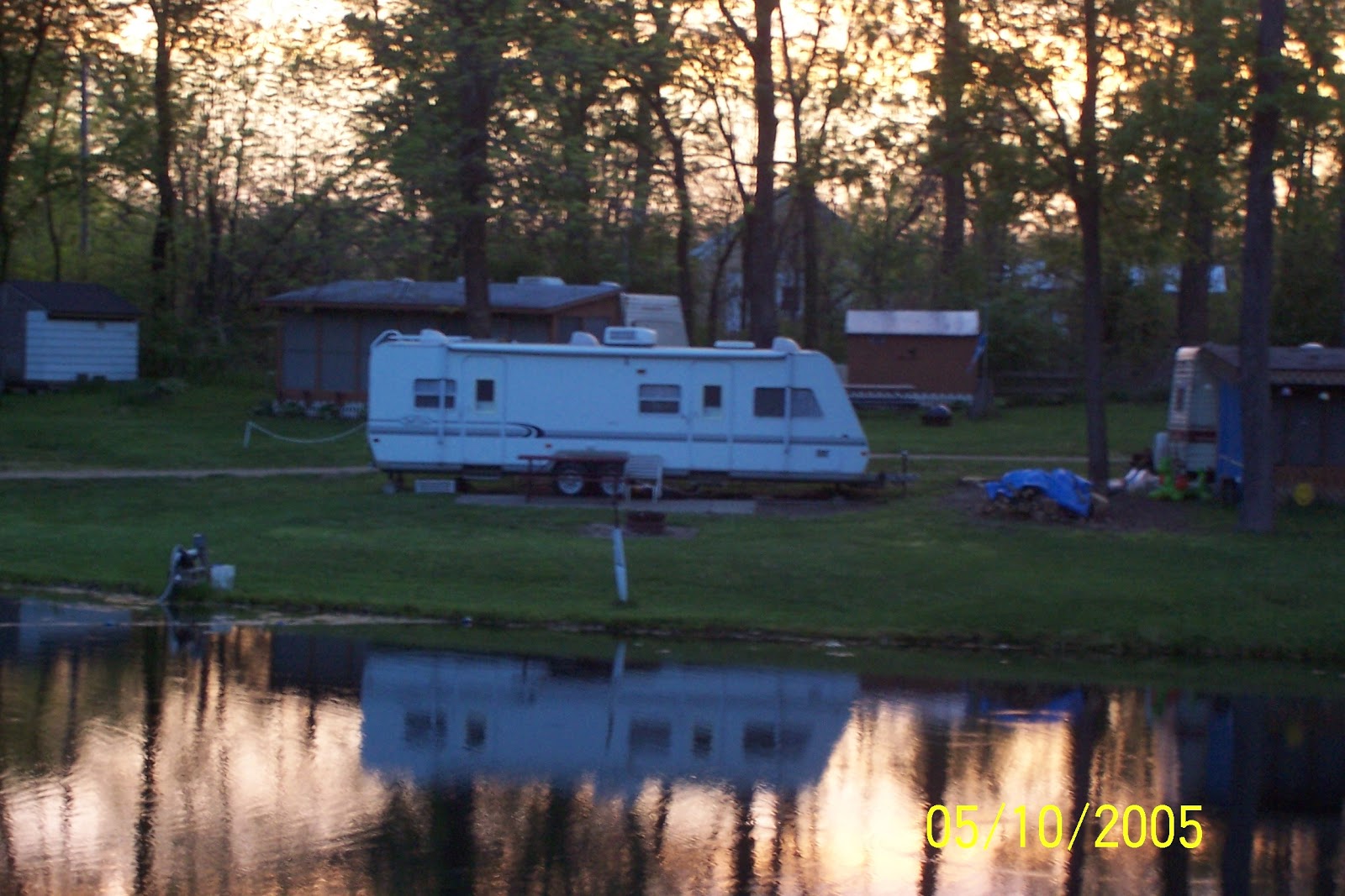 Emerald Acres Campground II - Pearl City, Illinois - glamping.directory